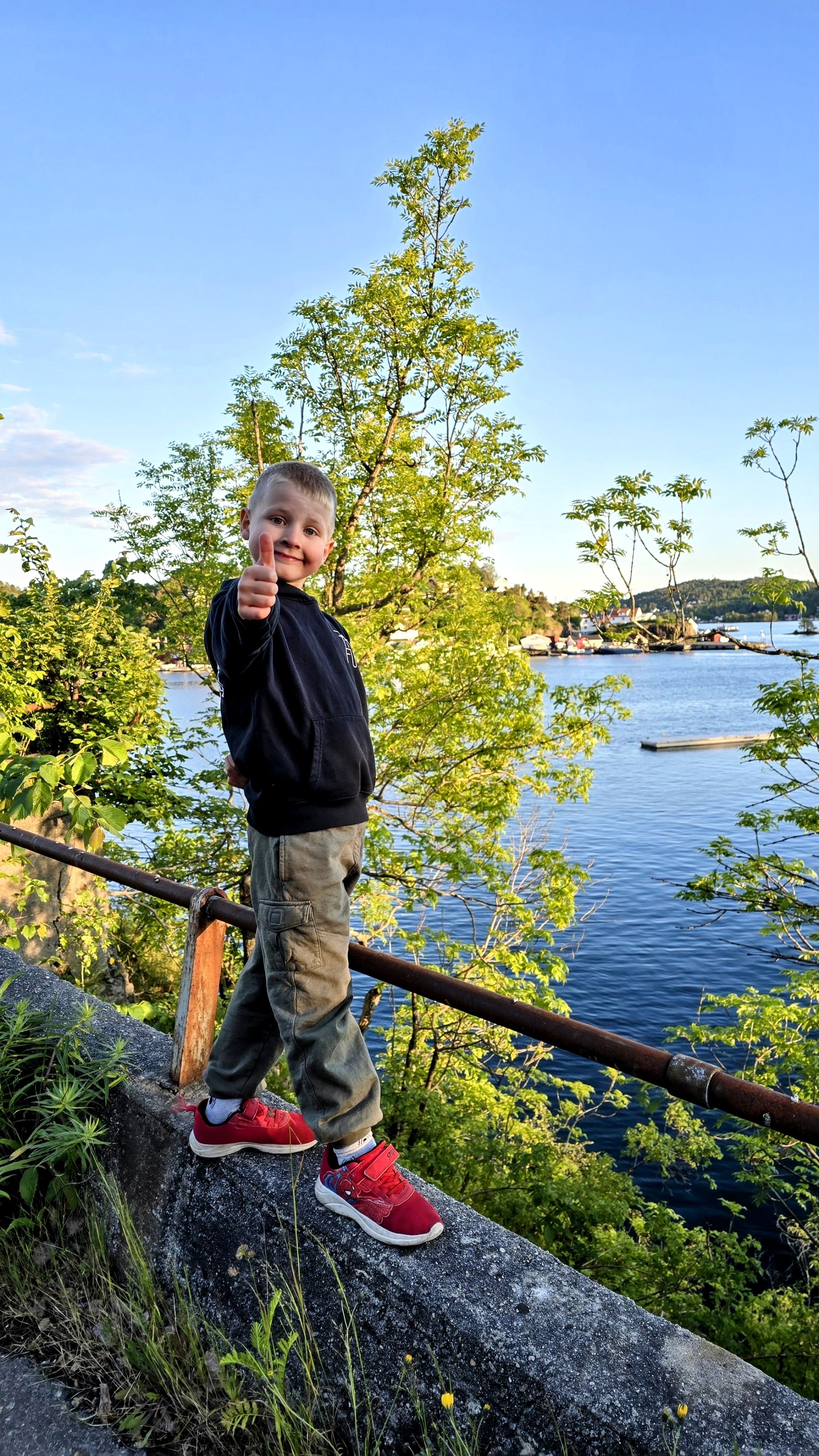 Bilde for A glimpse of our local lookout